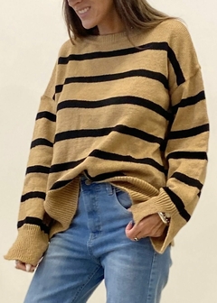 Sweater Rayado C/Tajo en Mangas (2425044)