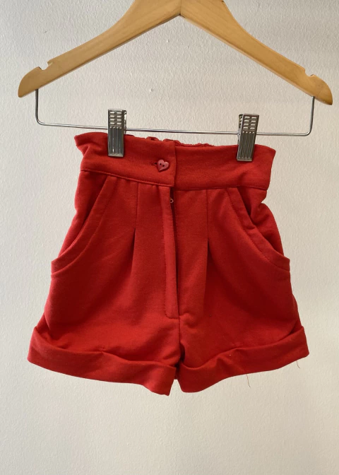 Short con pinzas y bolsillos (2411026)