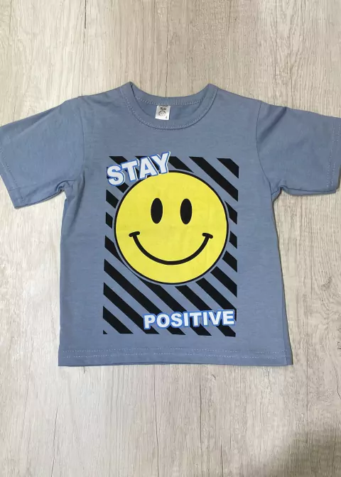 Remera stay positive OUTLET (AN39)