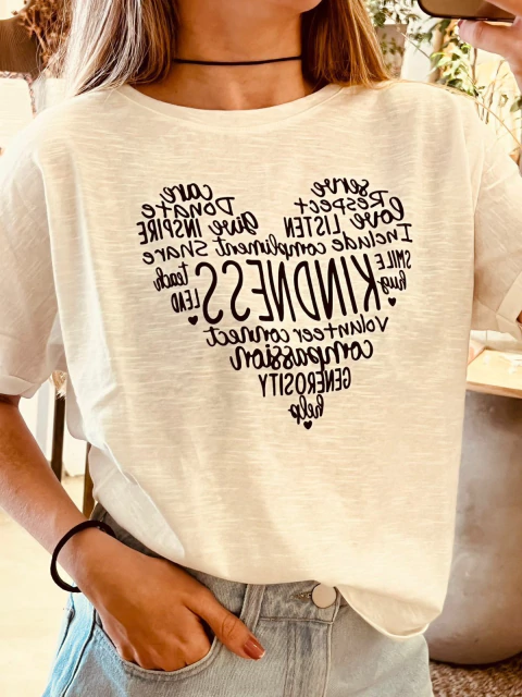 REMERA ABRAZARME - comprar online