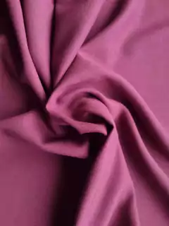 Constantine - Borgoña Pantone® 19-1321