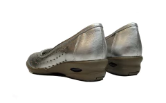 Imagen de Chatita de cuero vaucno calada - Artículo 62