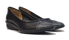 Zapato Chatita de cuero vacuno calado y combinada - Artículo 64 - tienda online