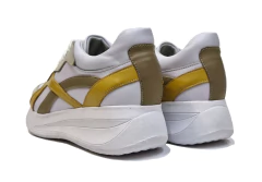 Imagen de Zapatillas de cuero vacuno con cordones y plataforma - Gise (Artículo 712)