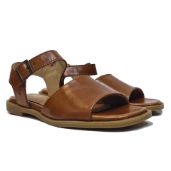 Sandalia de cuero vacuno con con tira ancha y base baja de goma - Art. Noha en internet