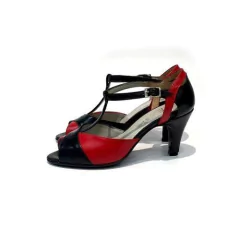 Sandalia de cuero vacuno charol baile con guillermina (boca de pez) - Artículo 698 en internet