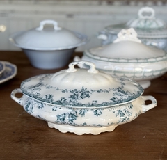 Guisera de loza inglesa Staffordshire Pottery. Circa 1896 - 1910. Posee detalle ver fotos.