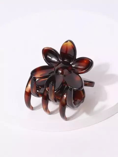PINZA FLOR MARRON 3 DIENTES