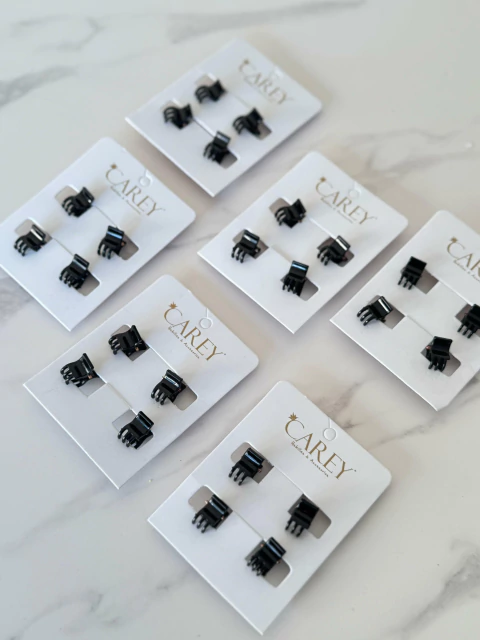 PINZA MINI NEGRA 3 DIENTES POR 4 UNIDADES