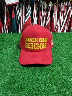 Boné "Joguem como Bebemos"