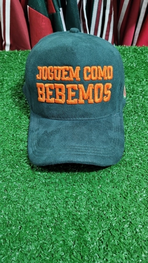 Boné "Joguem como Bebemos"