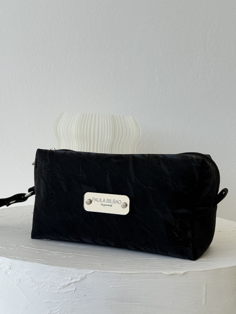 Neceser negro gamuzado