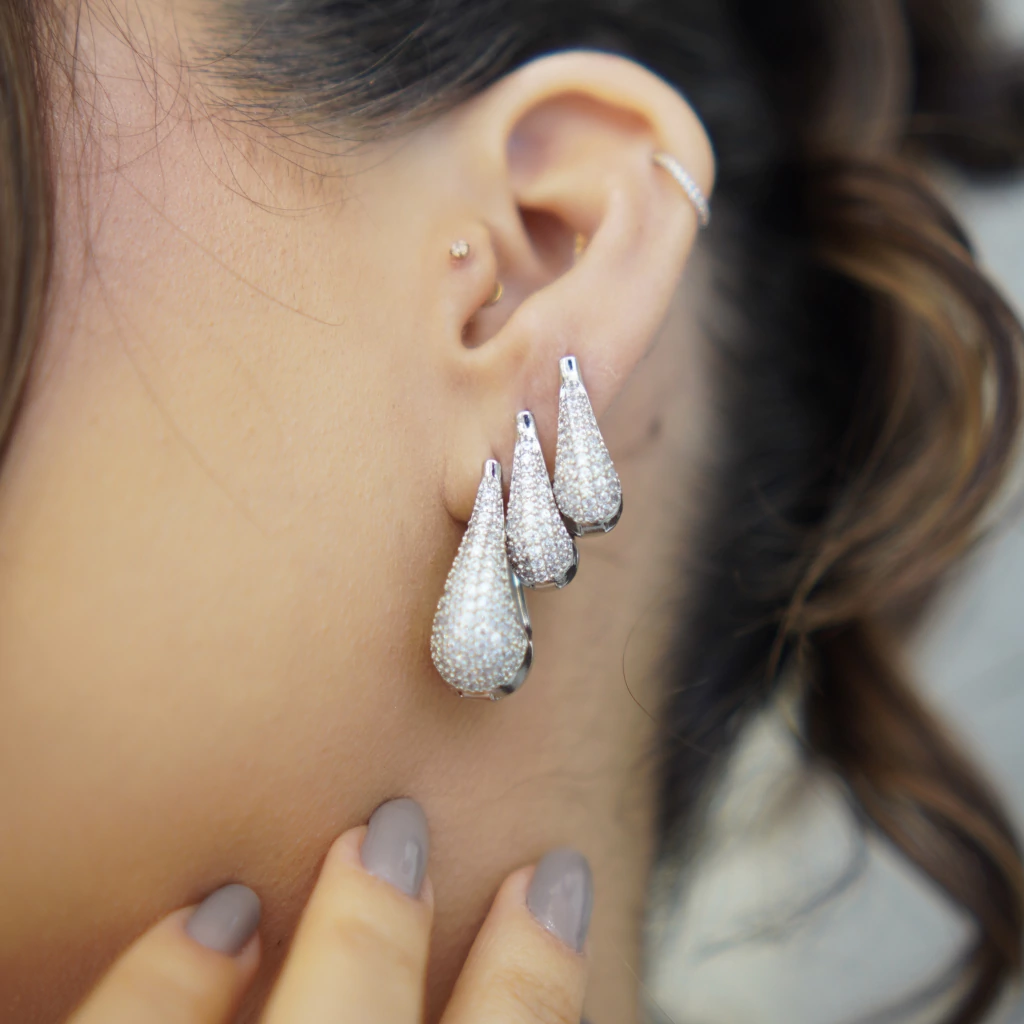 Argola norell prata - Semijoia