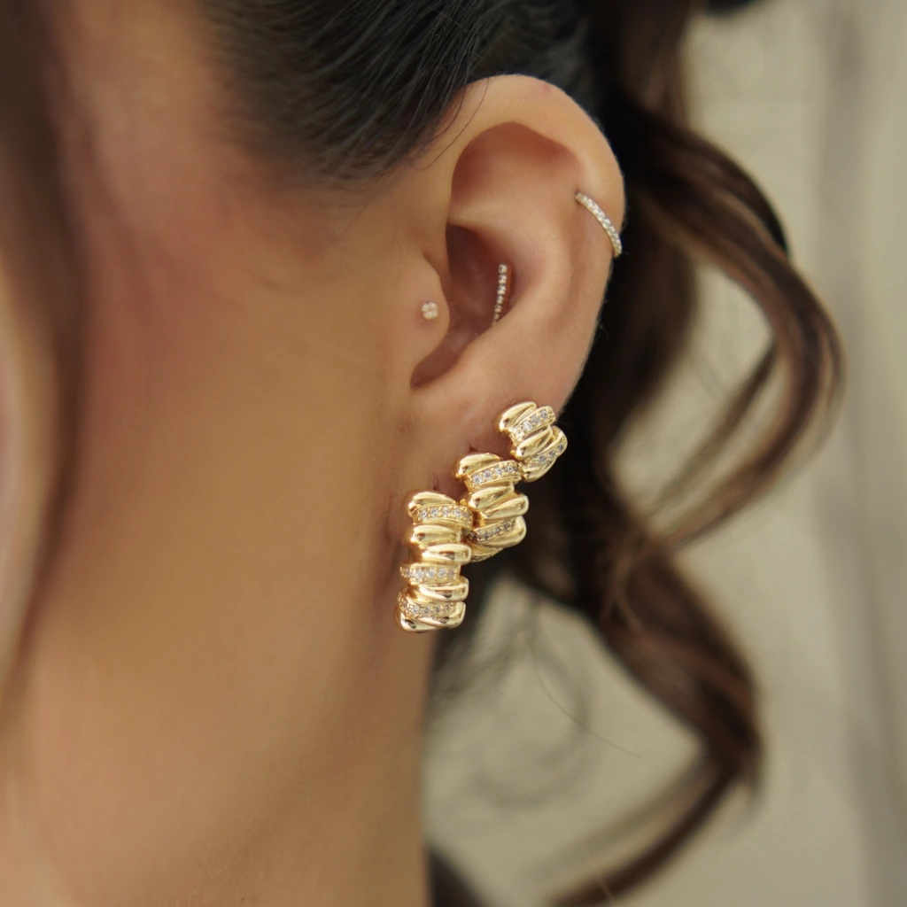 Argola tulisse dourado - Semijoia