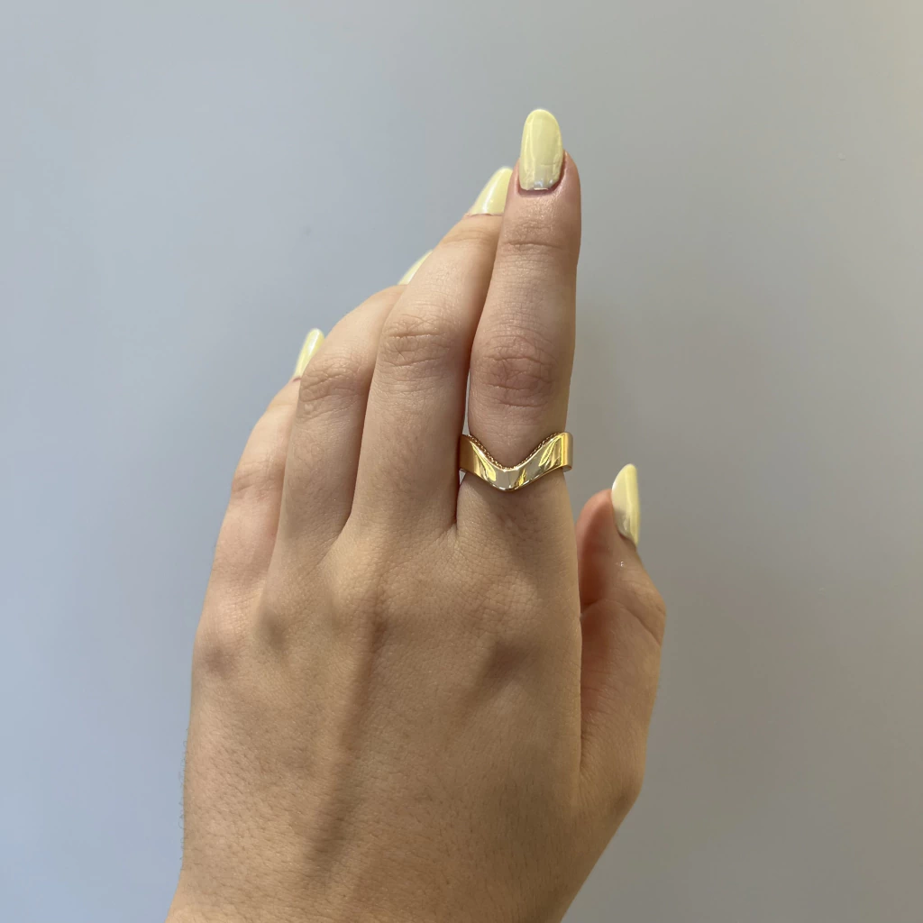 Anel vely dourado - semijoia