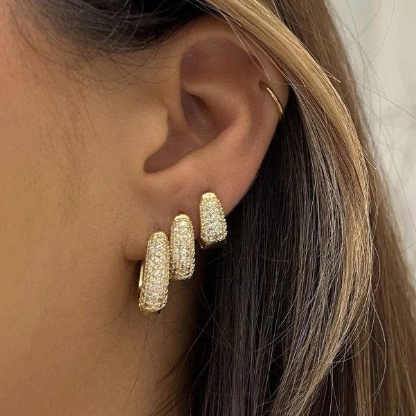 Argola Lunir Dourado - Semijoia