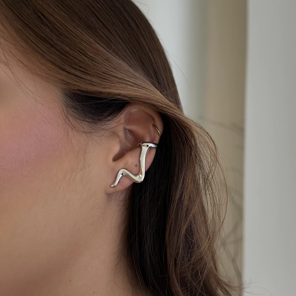 Ear cuff Fish prata - Semijoia