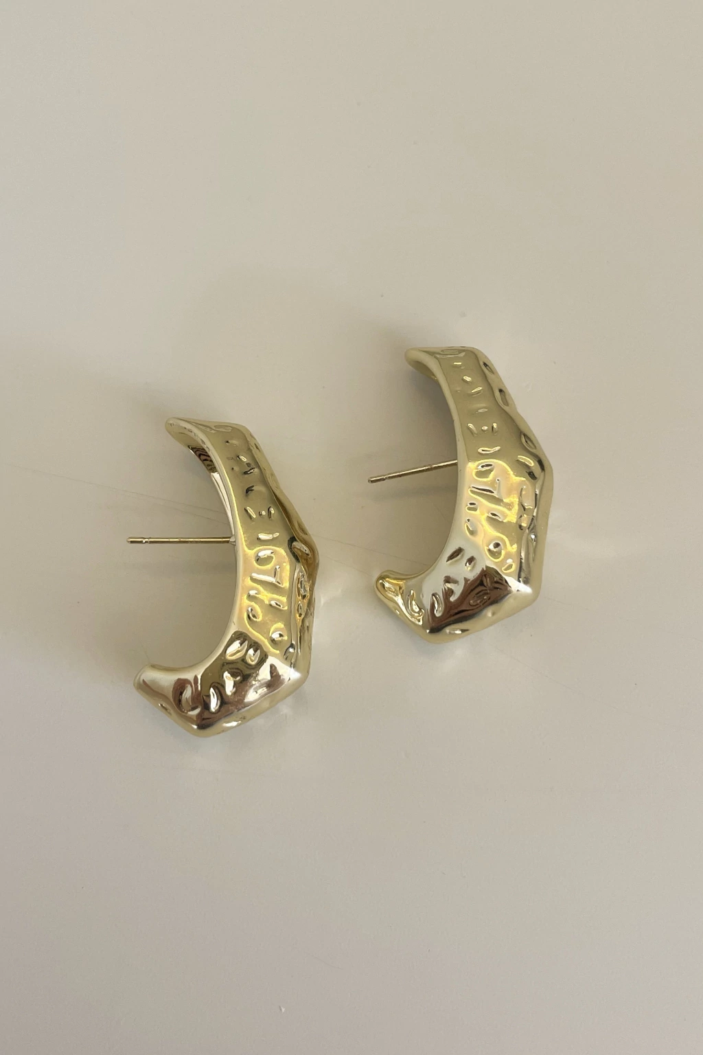 Brinco Seline dourado - Semijoia