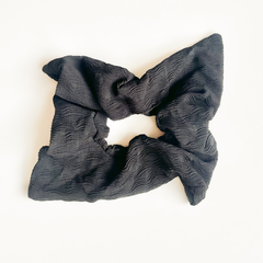 SCRUNCHIE - NEGRO ONDULADA - comprar online