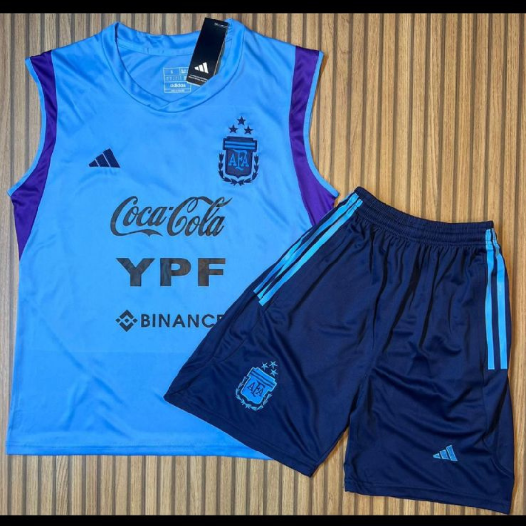 CONJUNTOS DE FUTBOL: CAMISETA + SHORT DE REGALO - comprar online